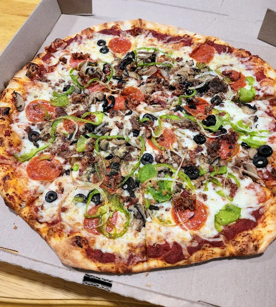 Large Deluxe Chuck Wagon